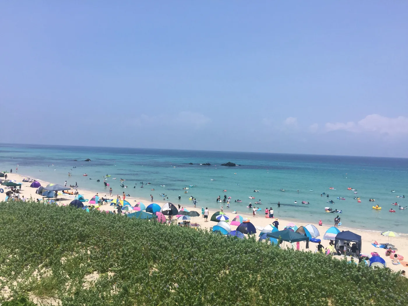 山口県・角島コバルトブルービーチ。